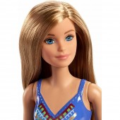 Papusa Barbie Pentru Fetite by Mattel Fashion and Beauty La plaja FJD97