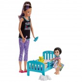Set Barbie Pentru Fetite, by Mattel Family Skipper Mergem la nani